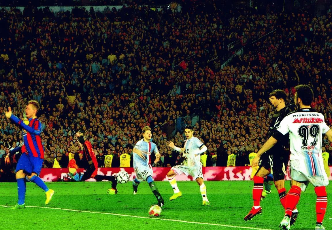 巴塞罗那VS巴黎圣日耳曼：关键时刻转折点解析